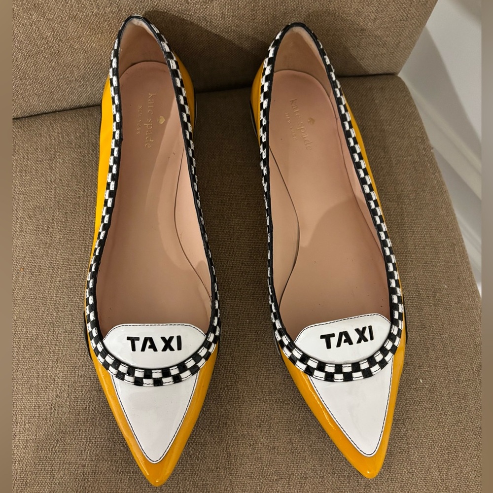 Go Taxi Flats